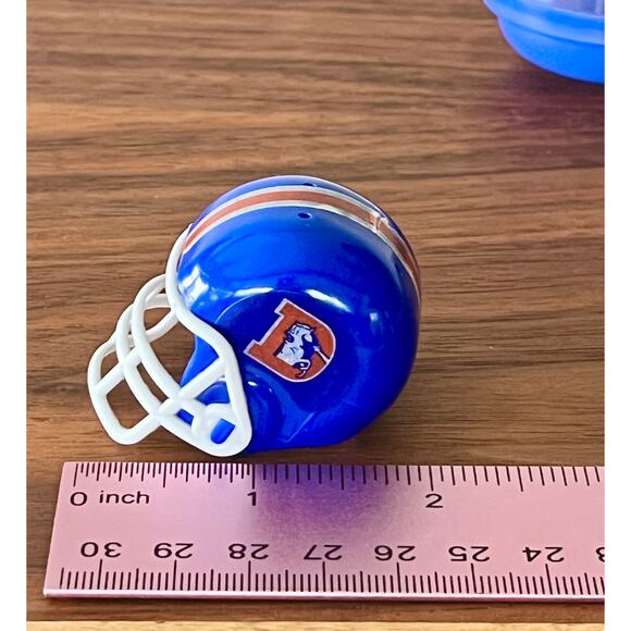 Vintage NFL Mini Gumball Vending Machine Denver Broncos Football Plastic Helmet - Picture 9 of 12